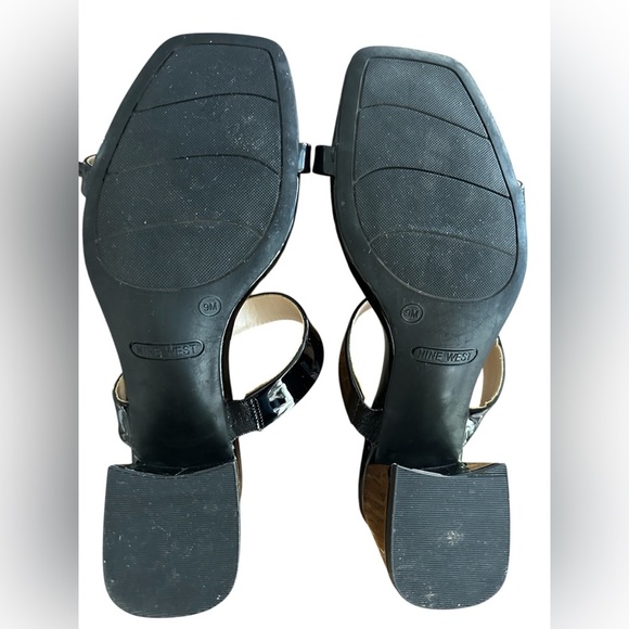 Nine West Women’s Galvin Black Patent Block Heel Sandals - Size 9, 2.5 inch heel - Picture 4 of 7